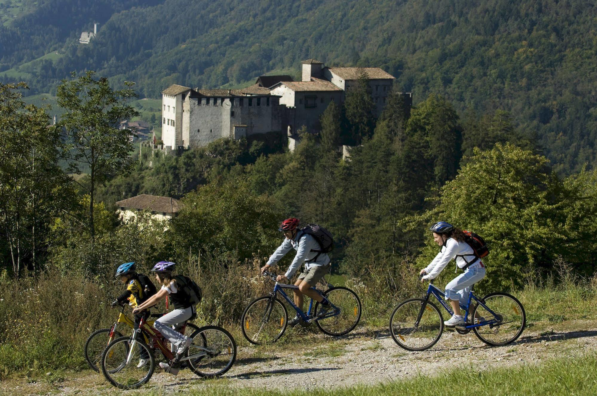 Comano Cattoni Holiday Ponte delle Arche Exterior photo